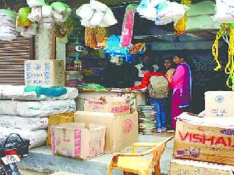 Set aside the order of blocking the sale of polythene